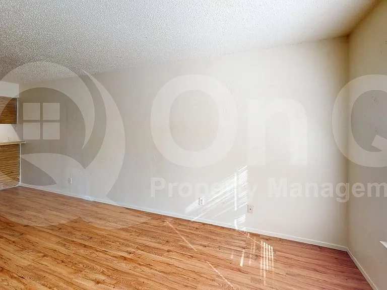 410 Bryan St #17 — Photo 9