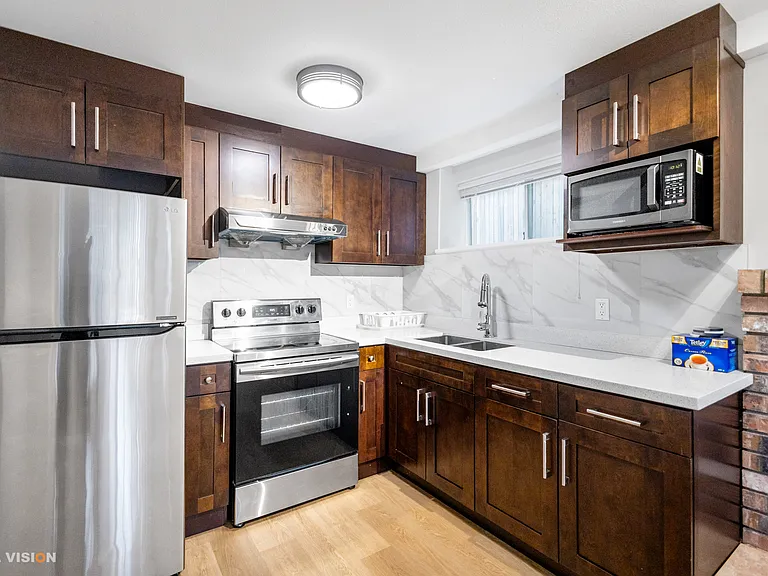 22XX E 43rd Ave #BASEMENT — Photo 10