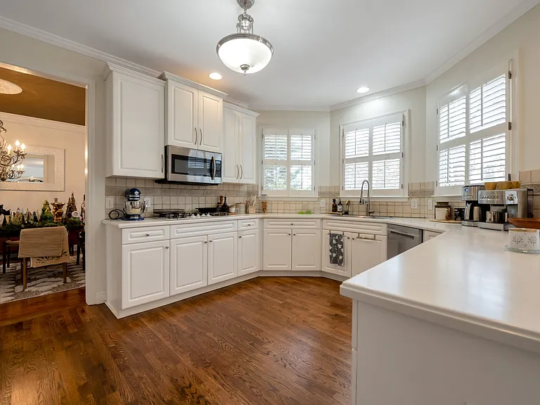 403 Dogwood Way — Photo 15