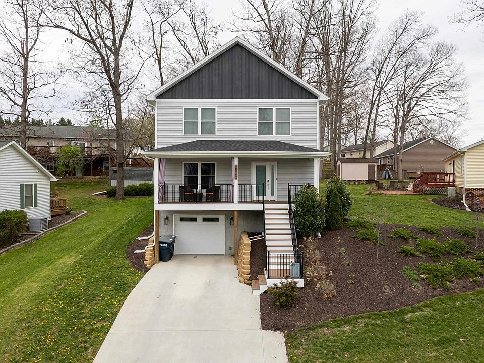 1st image of 3140 Horseshoe Ln