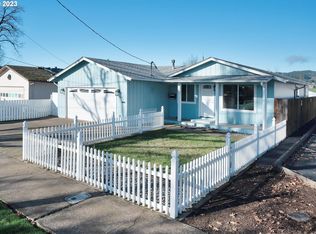 820 E Monroe Ave, Cottage Grove, OR 97424