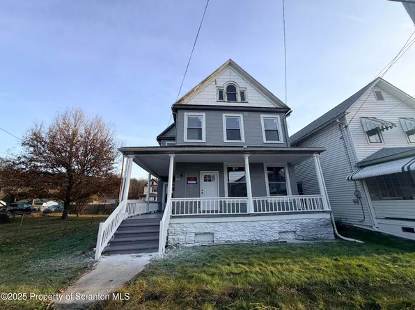 240 S Main St, Hanover Township, PA 18706