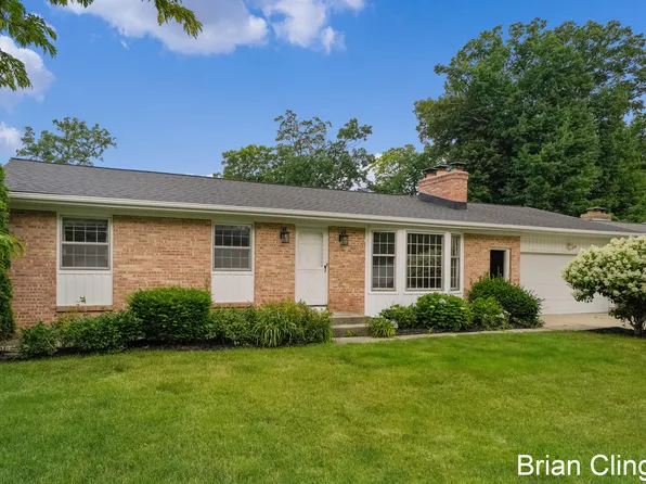 4707 Bonnie Ave SE, Kentwood, MI 49508