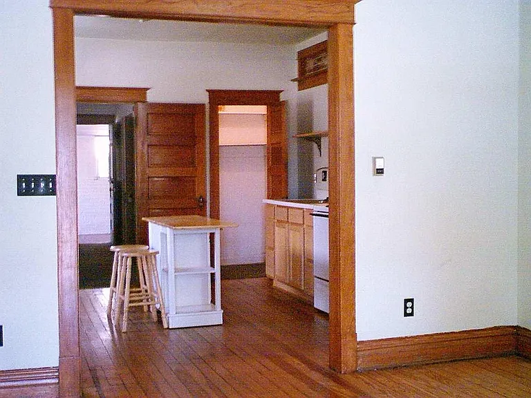 2611 W Caithness Pl — Photo 3