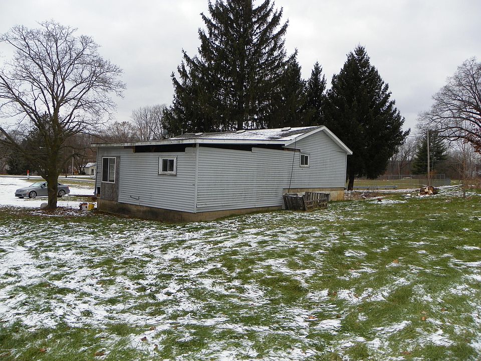 2nd image of 147 Homer St