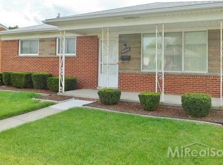 26323 Grobbel Ave, Warren, MI 48091