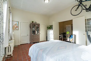 Rented by Living New York