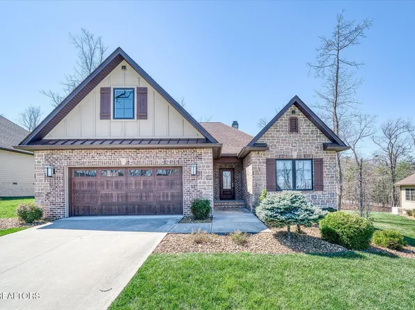 23 Oak Leaf Cir, Fairfield Glade, TN 38558