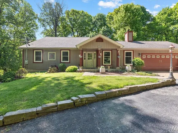 3500 Carrico Manor Ln, Florissant, MO 63034