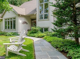 204 Spottswood Ln, Lancaster, PA 17601