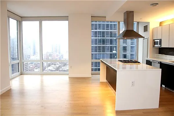 Rented by Level Group | media 3