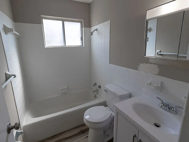 3415 Balboa Ln — Photo 10