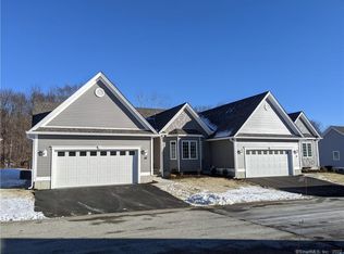 94 Stonehouse Rd #37, Coventry, CT 06238