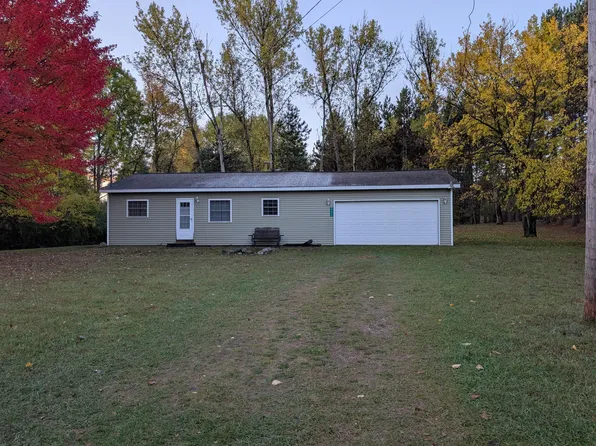 5611 Two Lakes Dr, Lake, MI 48632