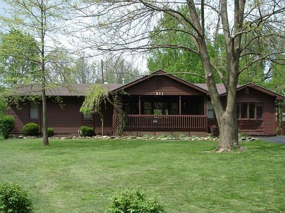1st image of 211 Bingaman Ct