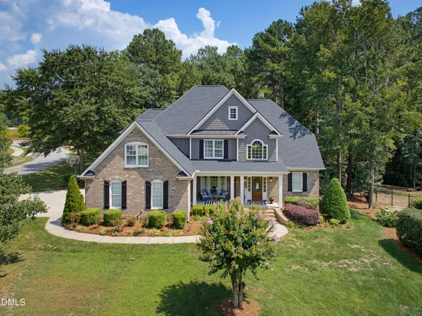 2200 Hedge Maple Dr, Raleigh, NC 27603