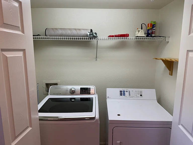 11 Royal Oak Ct — Photo 19