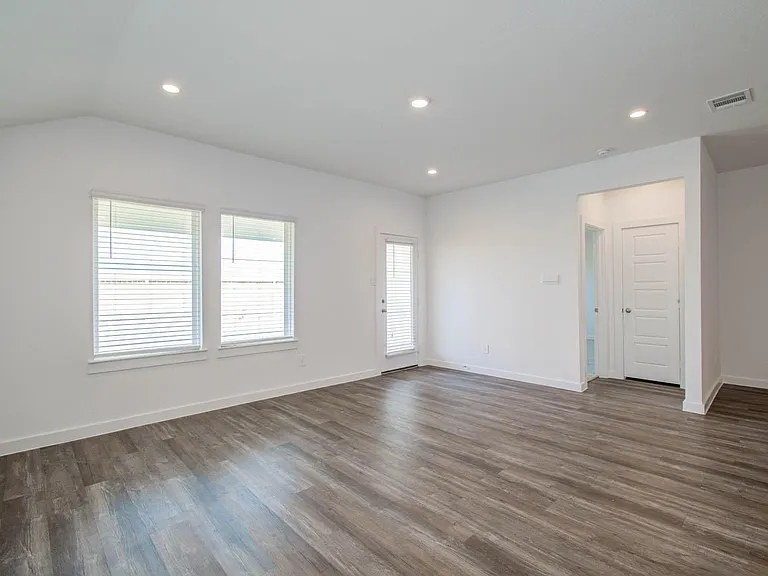 8922 Colicroot Dr — Photo 20