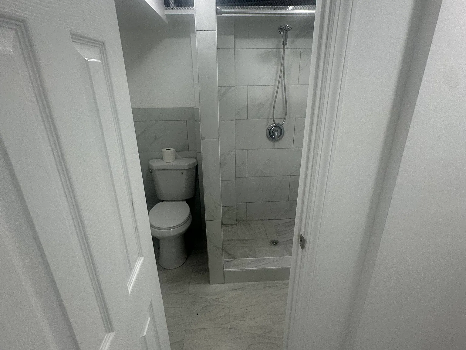 2 bed, $2,000 — Photo 2