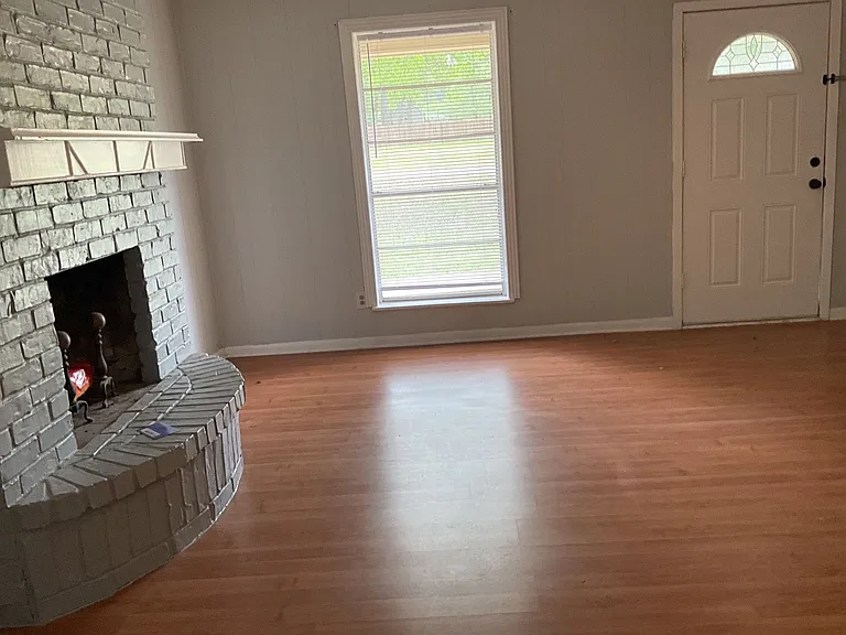 2 Ouida Cir — Photo 2