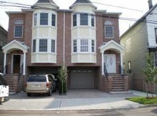 742 Trumbull St, Elizabeth, NJ 07201