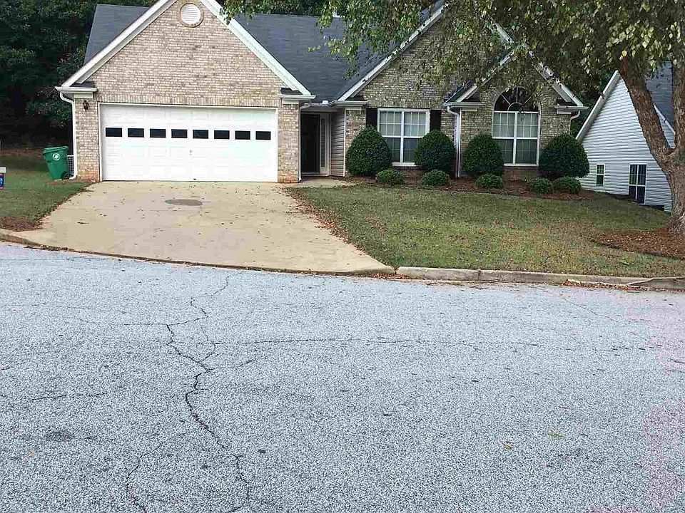 1st image of 5835 Lakeview Cir #0