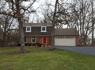 479 Greenbriar Dr, Crete, IL 60417