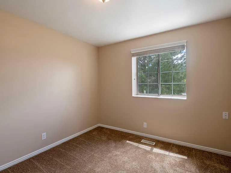 1447 E Marbella St — Photo 10