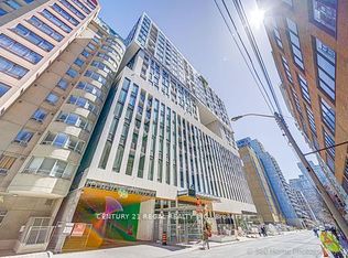 238 Simcoe St #1019, Toronto, ON M5T 0E2