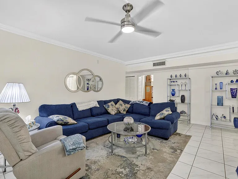 6328 Longboat Ln W #101 — Photo 5