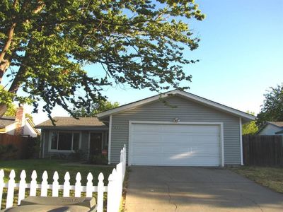 6722 Speckle Way, Sacramento, CA, 95842