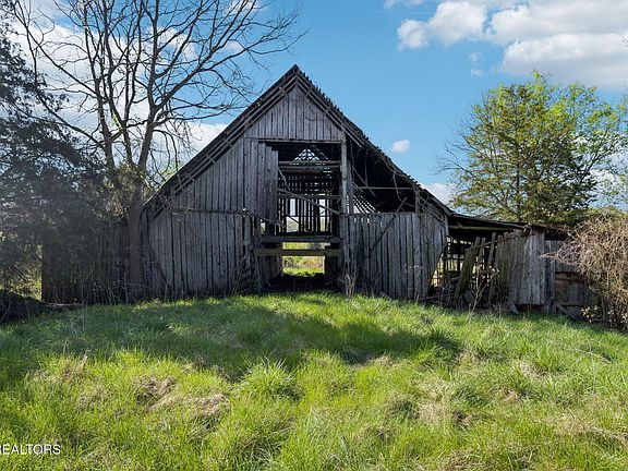 5th image of 436 Thorngrove Pike
