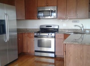 6305 N Francisco Ave APT 2, Chicago, IL 60659
