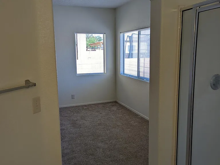 1008 Kiska St NW — Photo 14