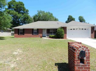 5690 Tiger Woods Dr, Milton, FL 32570