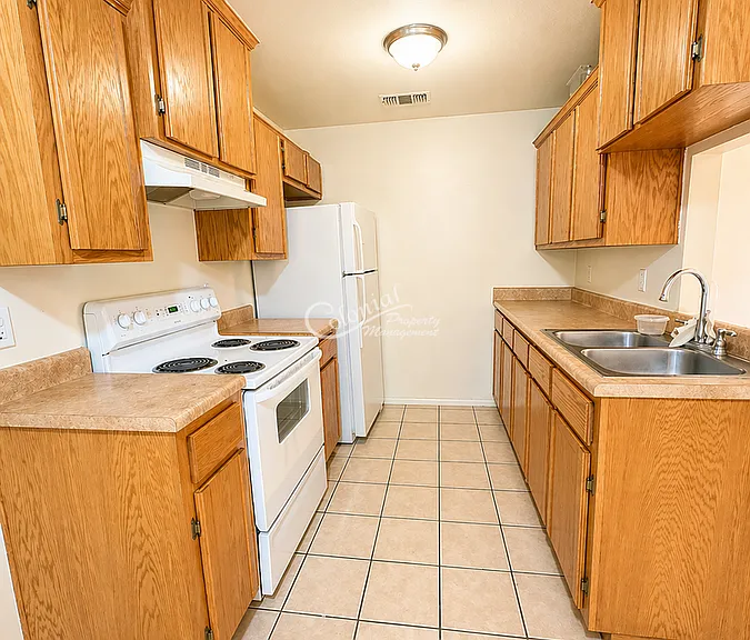 507 N Gilmer St #B5 — Photo 5