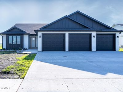 6329 Yukon Ln, Grand Forks, ND, 58201