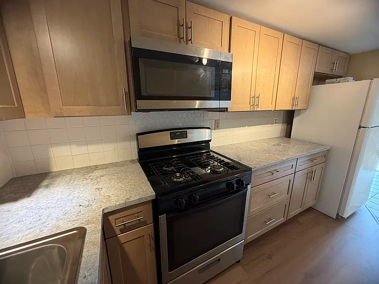 79 N Main St #A — Photo 7