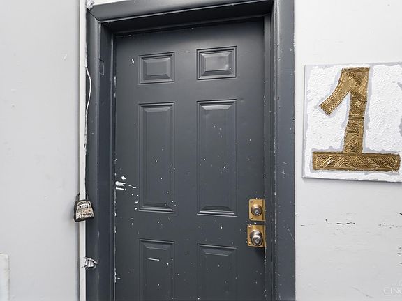2nd image of 2335 May St