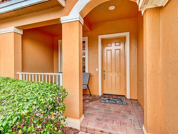 4th image of 7403 Sarentino Ln #212