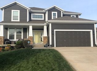 21930 W 96th St, Lenexa, KS 66220