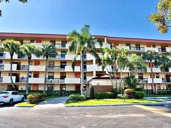 2767 Carambola Circle #203, Coconut Creek, FL 33066