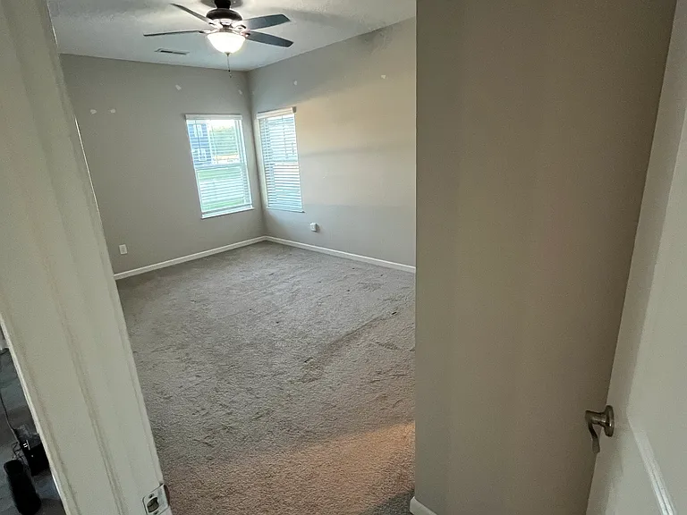 514 Curry Dr — Photo 13