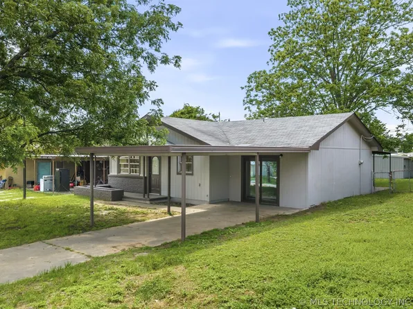 79 6th St, Healdton, OK 73438