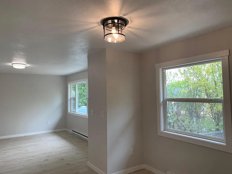 828 N Fee St — Photo 11