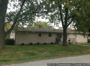 112 W Main St, Savoy, IL 61874