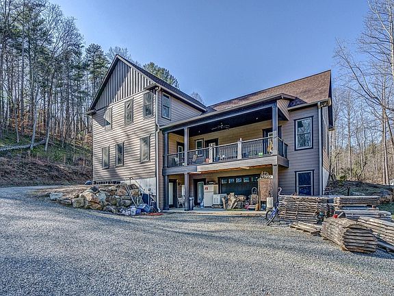 4th image of 159 Black Bear Ln