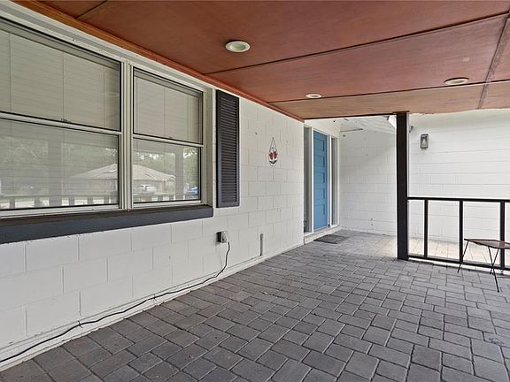 3rd image of 2412 GRANDVIEW AVENUE