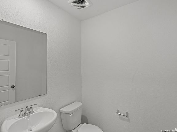3rd image of 4029 Lily Glade Ln