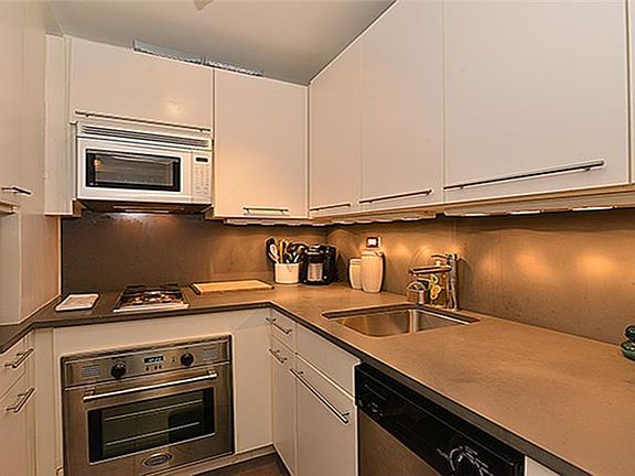 5th image of 201 E 83rd St APT 4G